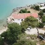 Appartement Gaga And Nia Krk Town